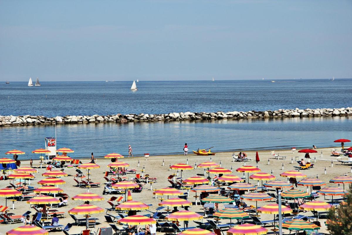 Residence Algarve Rimini Zewnętrze zdjęcie
